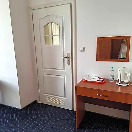 *** Nat Hotel